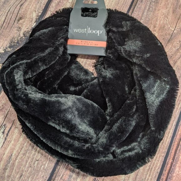 west loop Accessories - black faux fur infinity scarf nwt